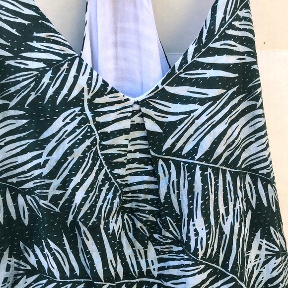 Lucca Couture Womens small Green Leaf print Racerback V-neck sleeveless dress - Picture 7 of 11